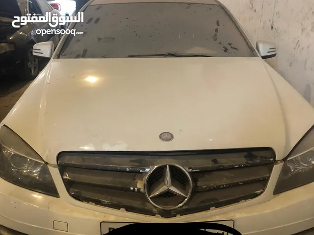 مرسيدس C300 تبي محرك