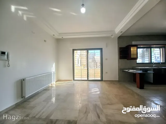 شقة للبيع في منطقة دير غبار  ( Property ID : 34322 )