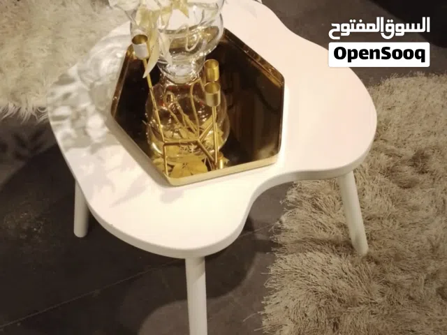 طاولة وسط بالكرتونه جديده