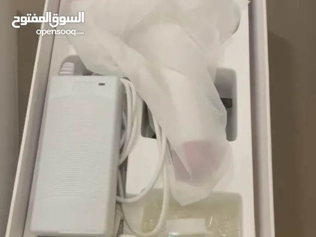 متوفر لدي جهاز ليزر البارد ماركة ديس يحتوي على ثلاث عدسات (ازاله شعر-حب الشباب-نظاره) جديد ونظيف....