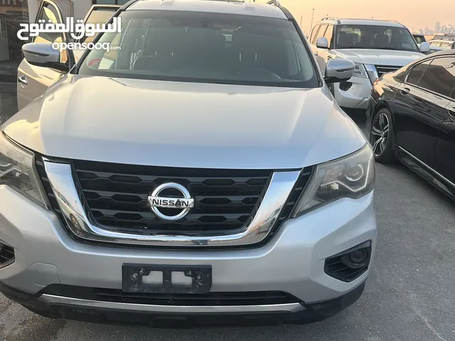 Nissan Pathfinder 2019