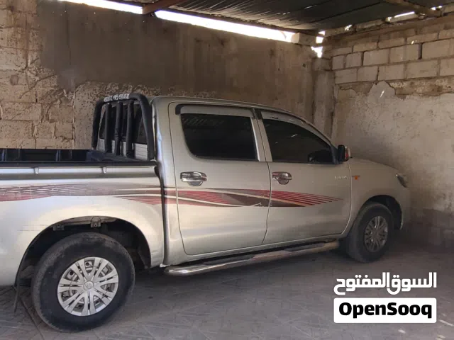 تويوتا هايلوكس