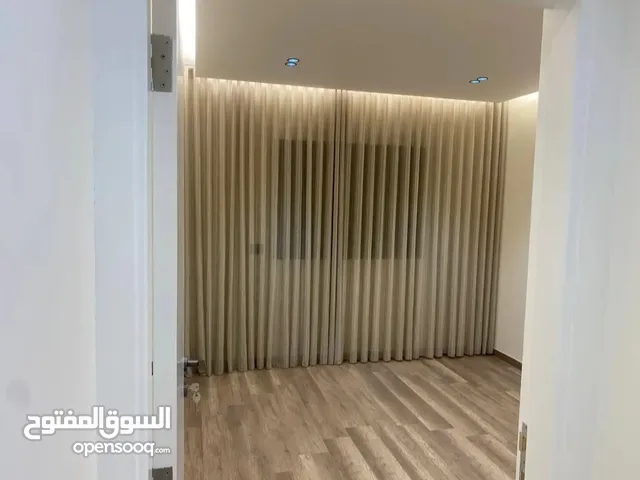 شقة فخمة للبيع في لبنان بيروت سليم سلام بناء مرتب مدخل فخم 310 الاف دولار