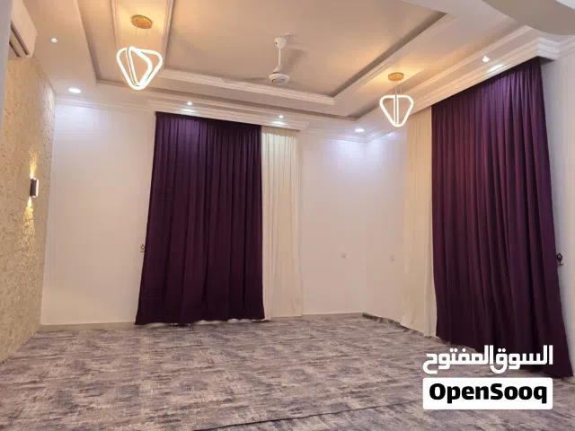 (منزل للايجار اليومي في الاشخرة السياحية الموقع قريب الشاطي و قريب مكان الشاليهات )
