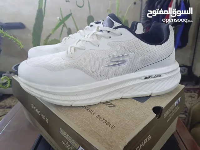 حذاء سكجر ابيض ماستر كوالتي قياس 45