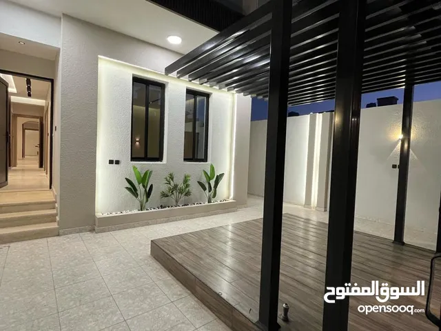 250m2 5 Bedrooms Villa for Sale in Tabuk Al Yarmuk