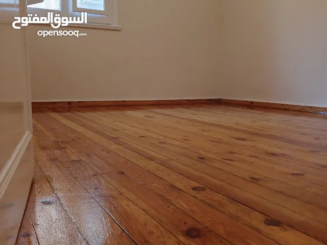 120م لوكس قانون جديد بسموحة 3 غرف وريسبشن ش شريف رمزى