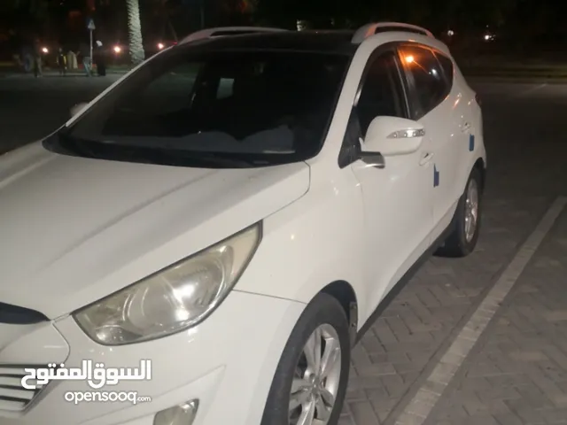 Hyundai tucson 2011 full option for sale in bahrain