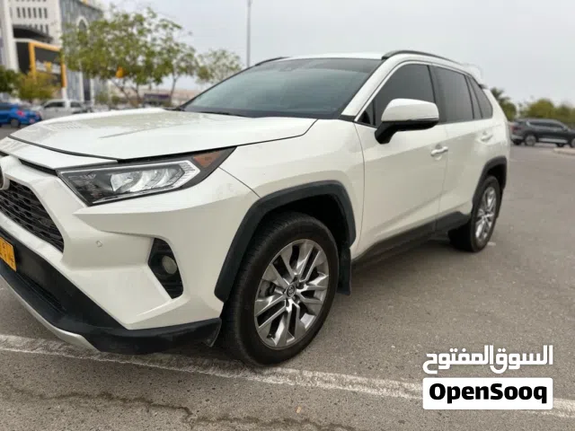 Used Toyota RAV 4 in Al Sharqiya