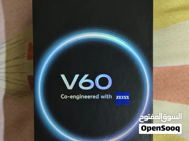 Vivo V60 5g حجم الشاشة: 6.77 بوصة AMOLED بدقة +FHD ومعدل تحديث 120Hz. البطارية: 6500 ملّي أمبير،
