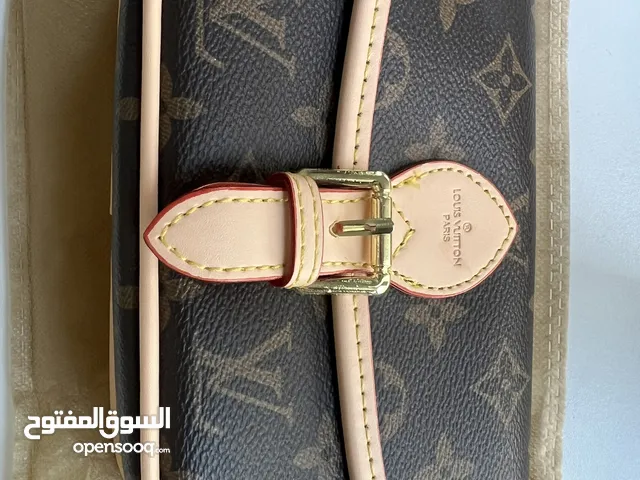 شنطة لويس فيتون LV جديدة تماماً