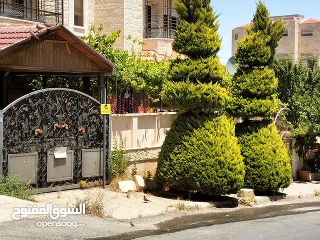 135 m2 3 Bedrooms Apartments for Sale in Amman Al Bnayyat