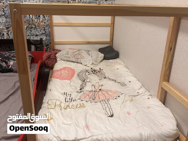 سرير ايكيا خشب