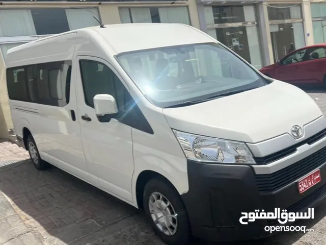 Bus Hiace for Tour, for Rent
