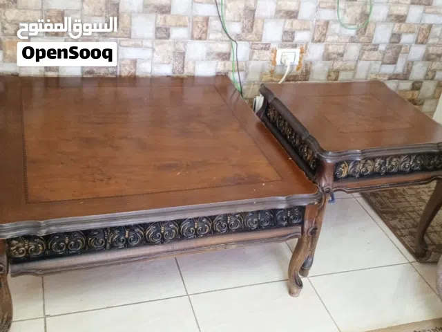 طاولة وسط و جانبية مستعمل للبيع