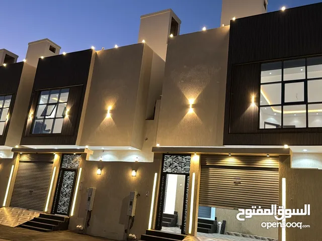 200m2 More than 6 bedrooms Villa for Sale in Jeddah Al Qryniah