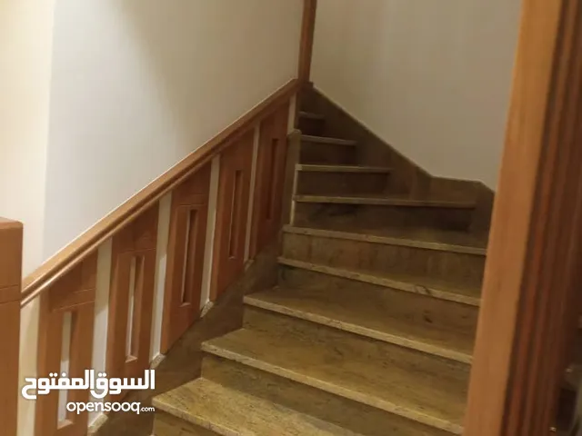 450m2 More than 6 bedrooms Villa for Rent in Tripoli Bin Ashour