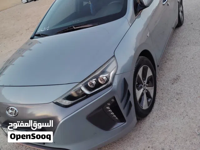 2018 هيونداي ايونيك Standard