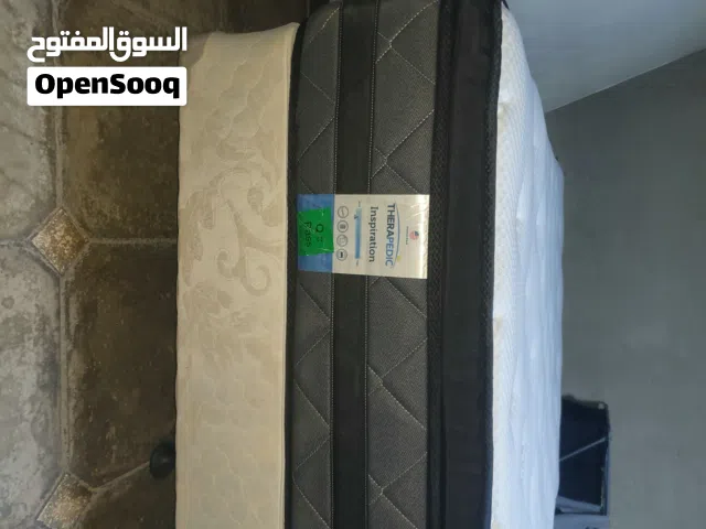 عدد 2 تخت غرفه نوم بحاله جيده جداا شبه جديد مع 2عدد فرشات جمبيه امريكي شبه جديد بحاله ممتاذه جدا