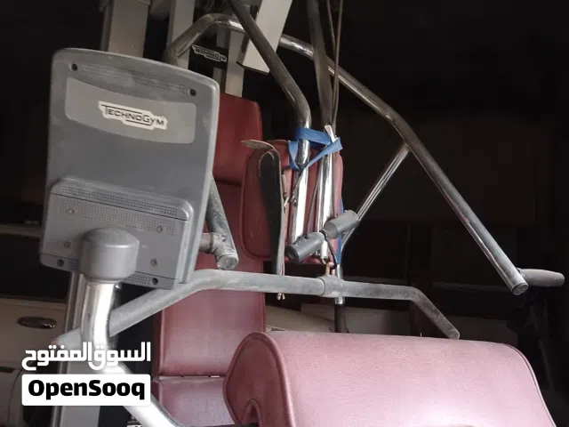 صالة رياضية متكاملة في جهاز Technogym