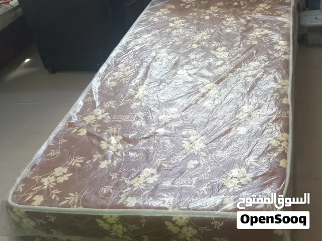 سرير شباب فردى