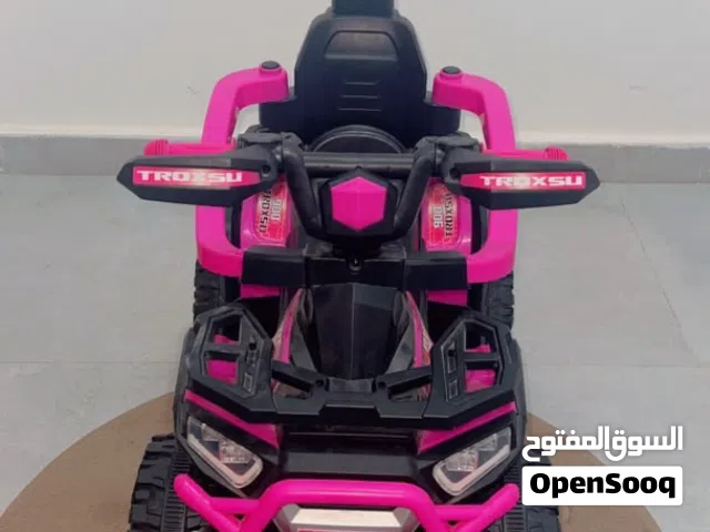 سيارة أطفال