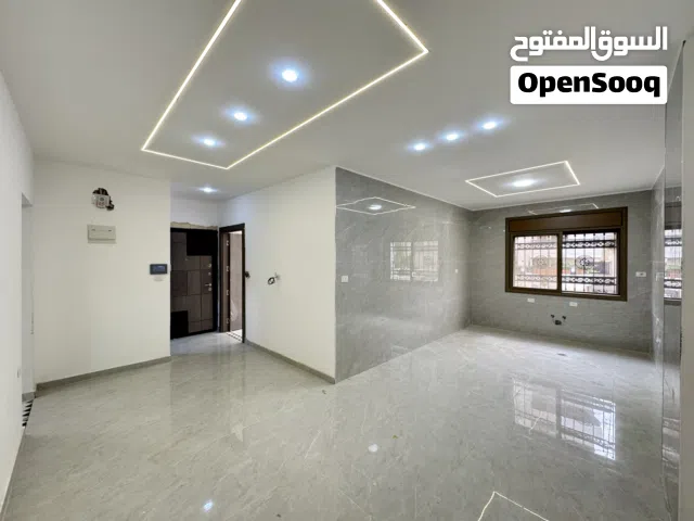 لعشاق التميز والإطلالة - شقة مع روف (180م) في أبو علندا