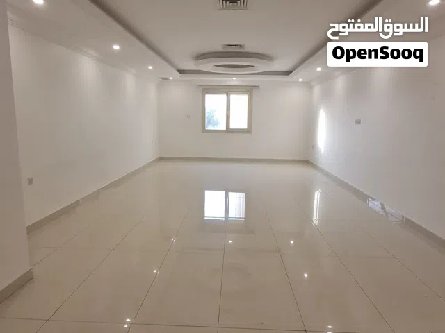120 m2 4 Bedrooms Apartments for Rent in Farwaniya Sabah Al-Nasser