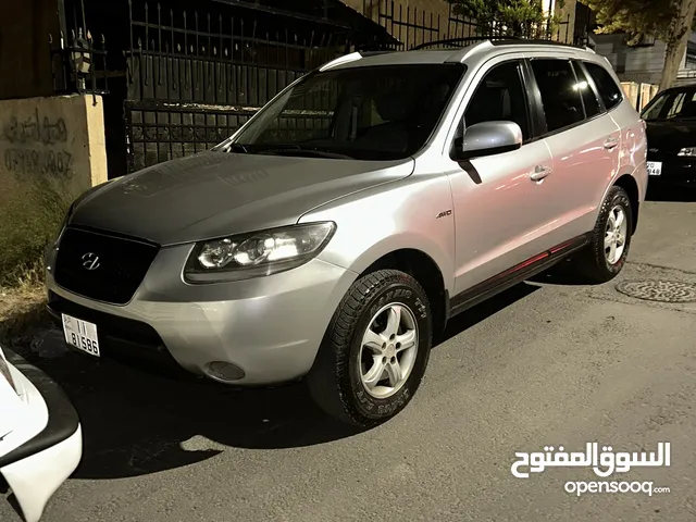 Used Hyundai Grand Santa Fe in Amman