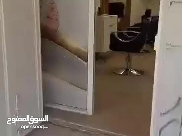 تجهيزات صالون نسائي للبيع