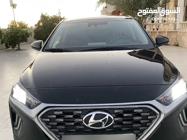 هونداي ايونك.