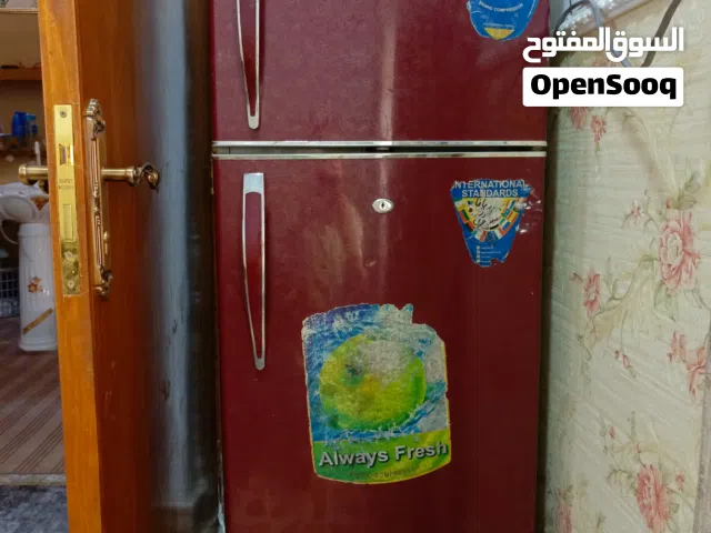 2 ثلاجة للبيع نضيفات وشغالات وحدة ال جي والثانية congrod