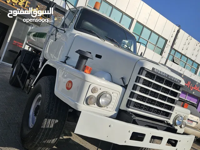 نيسان فور بي فور