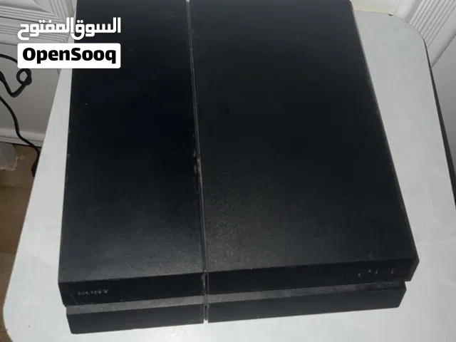 سوني 4 مع يده وشاحن وسماعه للبيع