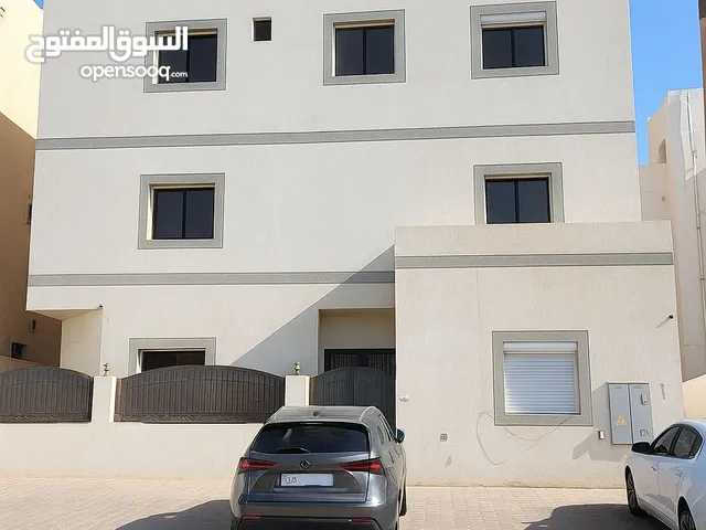 400 m2 More than 6 bedrooms Townhouse for Sale in Kuwait City Jaber Al Ahmed
