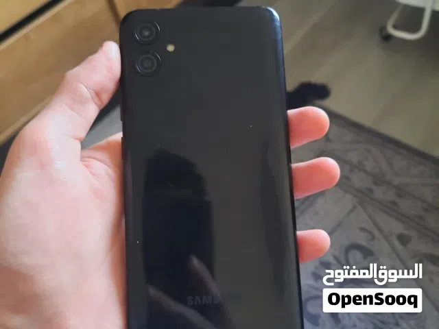 Samsung Galaxy A04e 64 GB in Ajman