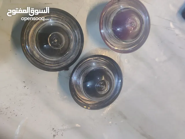 مكياجات منوعة سعر القطعة الف دينار
