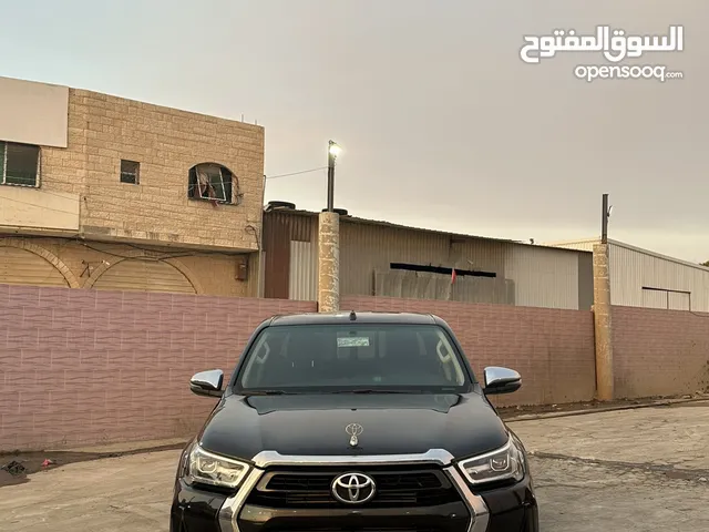 بكب تويوتا هايلوكس 2021