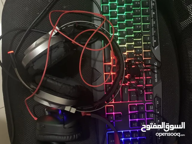 2 Gaming headset 1 keyboard and 1 mic