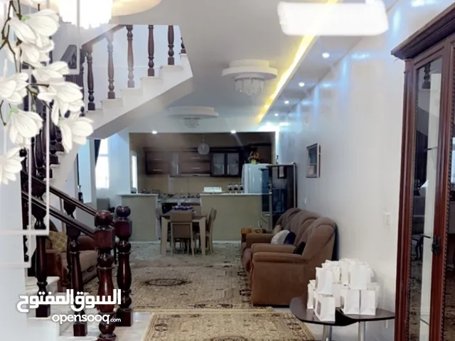 150 m2 4 Bedrooms Townhouse for Sale in Benghazi Al-Berka