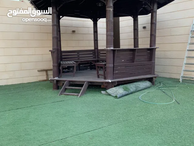 Outdoor house for picnic with light and chairs included