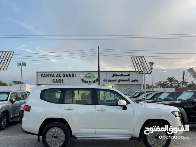 الدفع الرباعي لاندكلوزر GXR بدون تيربو زيرو استلام نفس اليوم