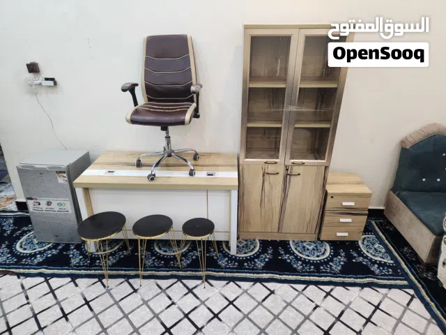 السلام عليكم تجهيز مال محل مستخدمات قليل