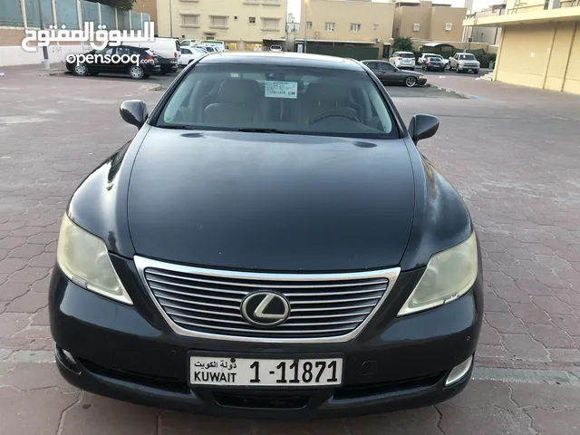 للبيع لكزس LS460 لارج 2008