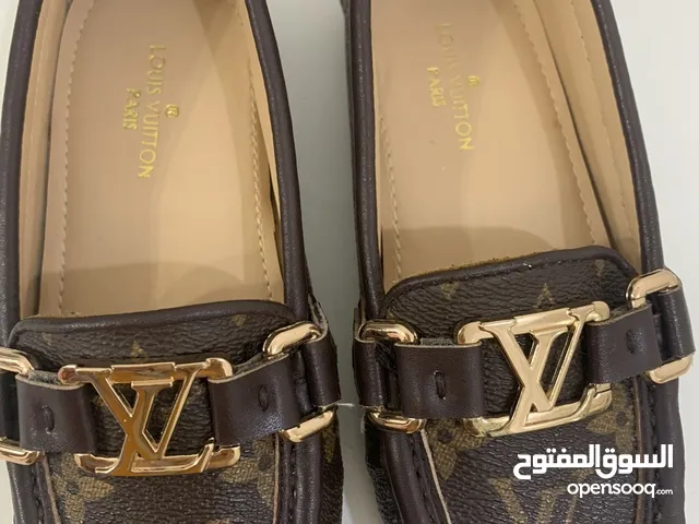 جواتي لويس فيتون وديور
