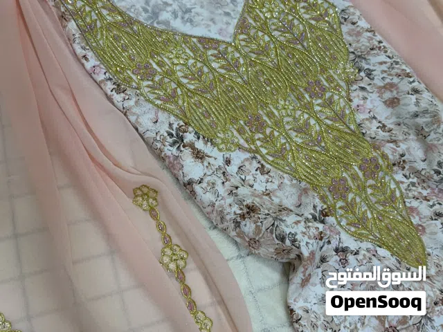 مخاور وشيلات