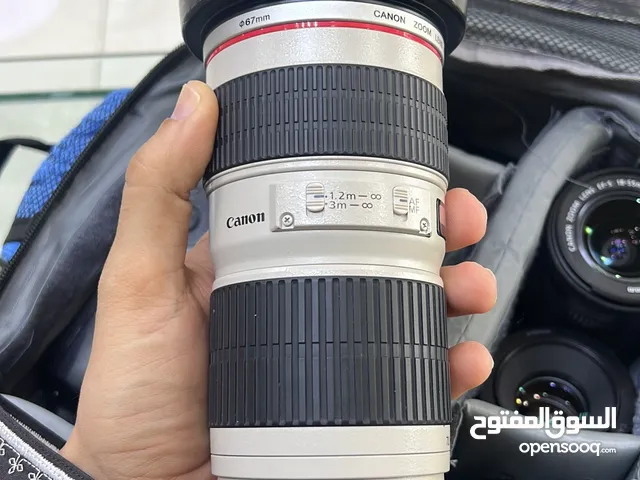 عدسة 70-200 الغنيه عن التعريف