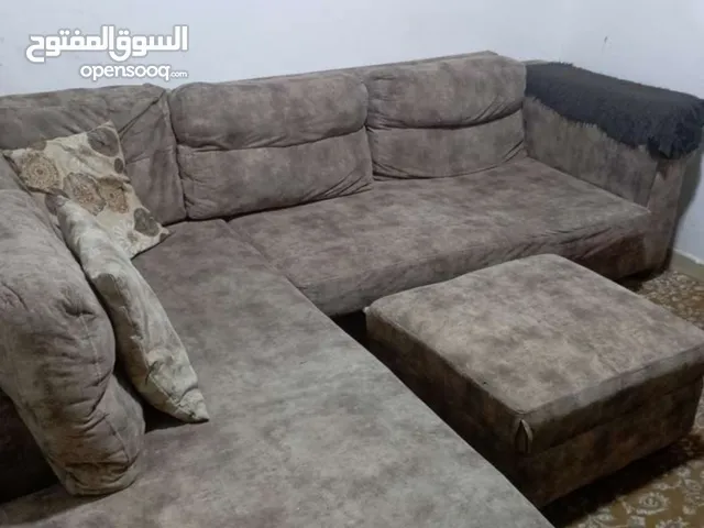 طقم كنب مع كورنر و طاولات