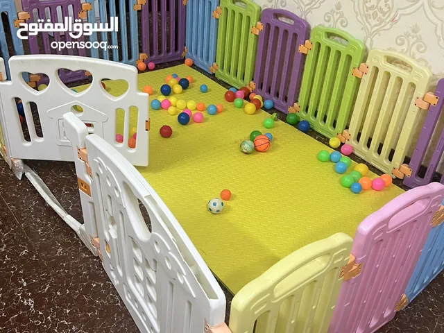 Kids ball pit play pen with floor sheet
