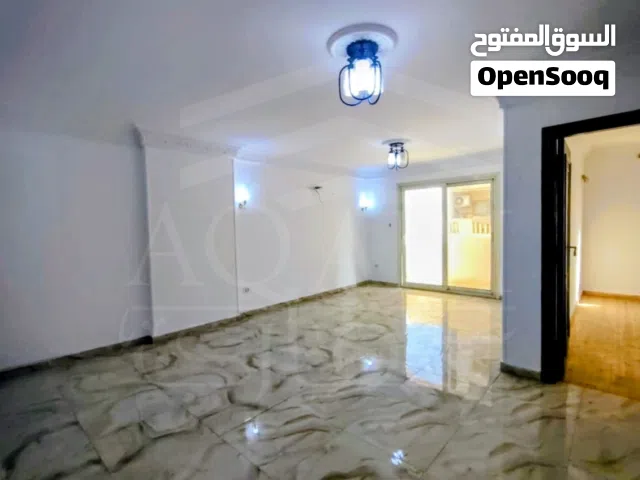 شقه للايجار قانون جديد في سموحة حي الفلل